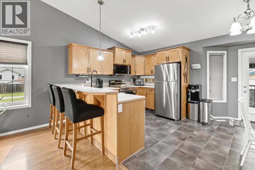 44 Duncan Street, Penhold, Alberta  T0M 1R0 - Photo 9 - A2332431
