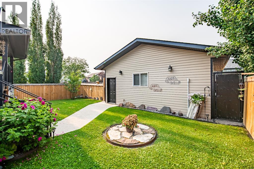 44 Duncan Street, Penhold, Alberta  T0M 1R0 - Photo 34 - A2332431
