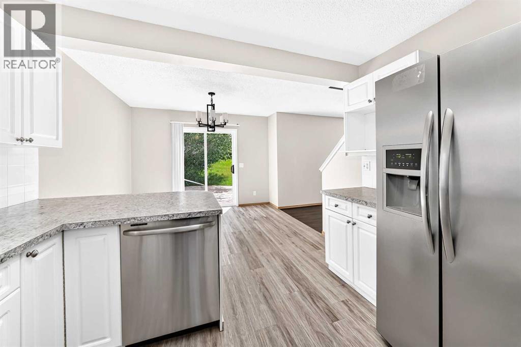 87 Citadel Peak Circle NW, Calgary, Alberta  T3G 4H6 - Photo 13 - A2332634