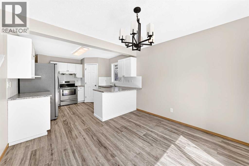 87 Citadel Peak Circle NW, Calgary, Alberta  T3G 4H6 - Photo 10 - A2332634