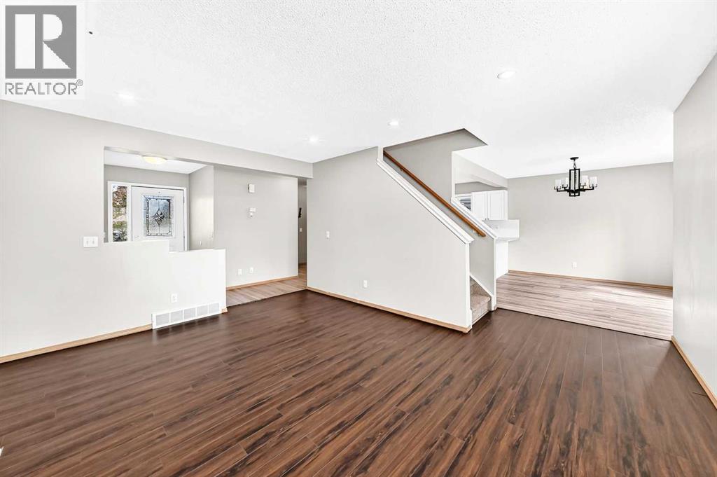 87 Citadel Peak Circle NW, Calgary, Alberta  T3G 4H6 - Photo 6 - A2332634