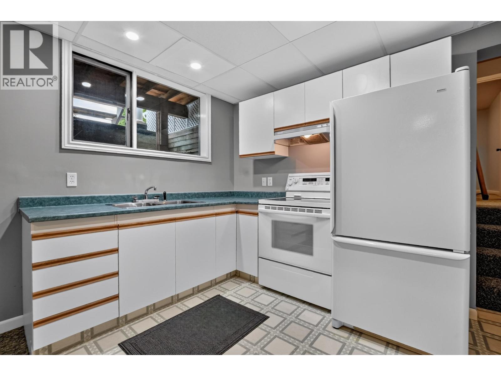 2869 Ridgeview Drive, Prince George, British Columbia  V2K 4A3 - Photo 32 - R3153282