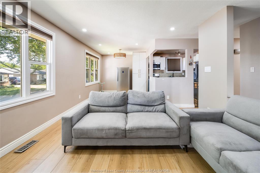 9633 Avery Unit# Upper, Windsor, Ontario  N8R 2C1 - Photo 14 - 26018599