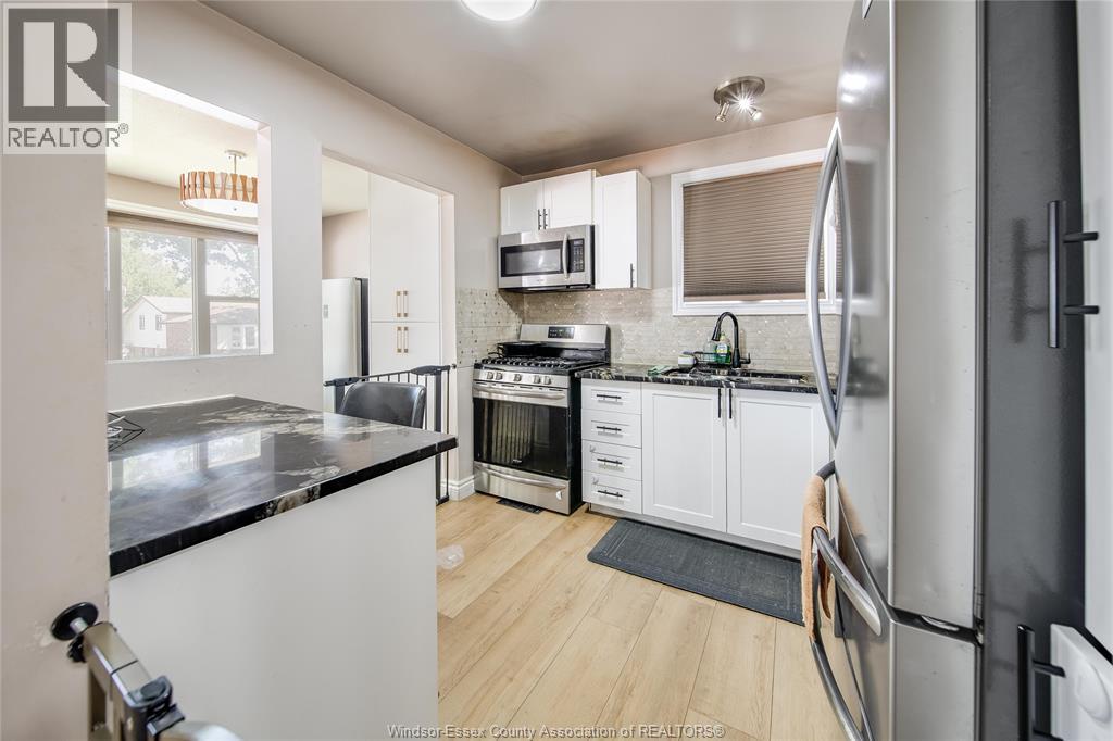 9633 Avery Unit# Upper, Windsor, Ontario  N8R 2C1 - Photo 15 - 26018599