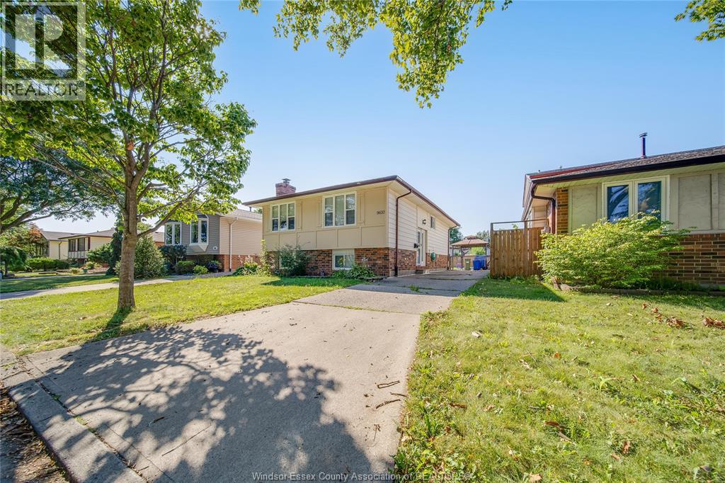 9633 Avery Unit# Upper, Windsor, Ontario  N8R 2C1 - Photo 4 - 26018599