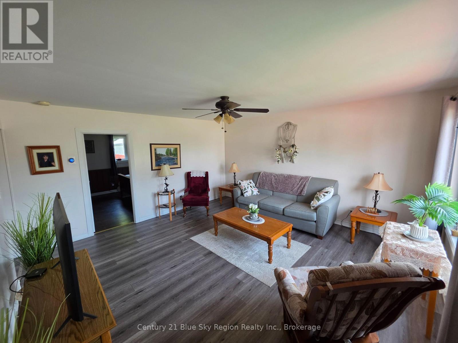240 Cache Bay Road, West Nipissing, Ontario  P2B 3H7 - Photo 10 - X13644456