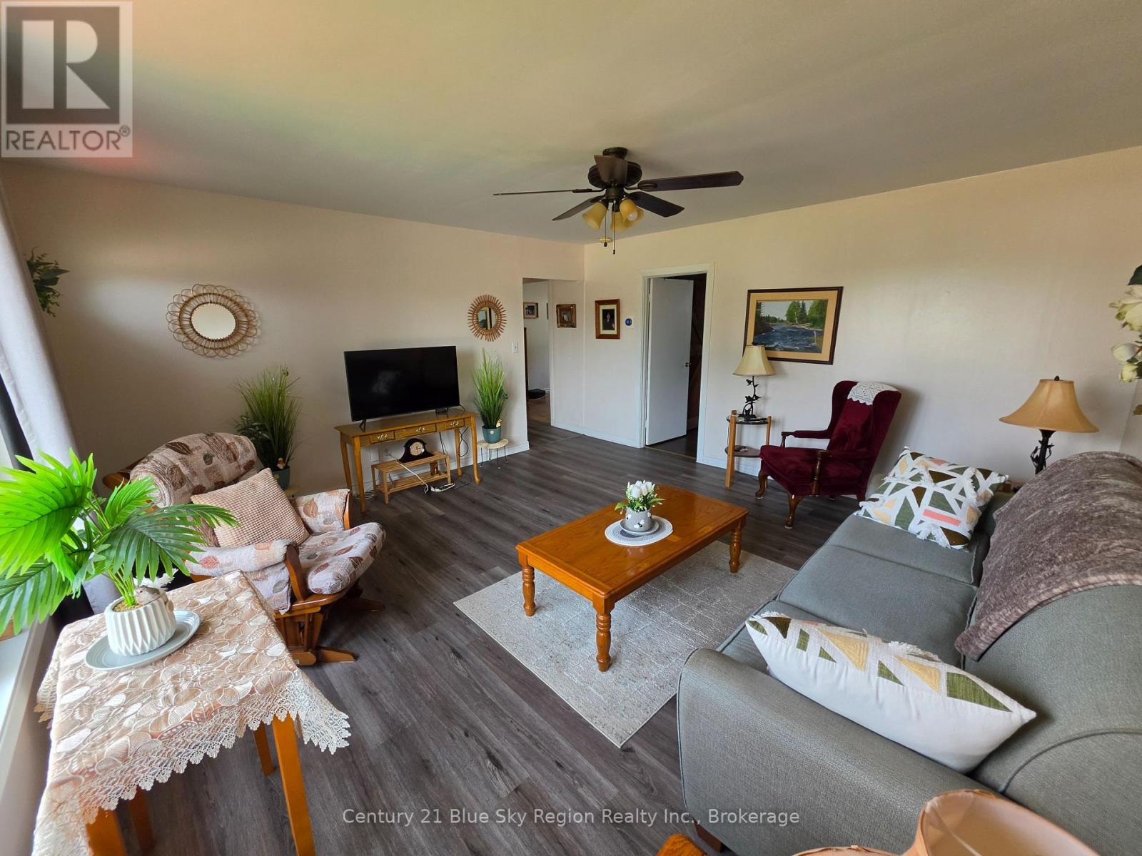240 Cache Bay Road, West Nipissing, Ontario  P2B 3H7 - Photo 11 - X13644456