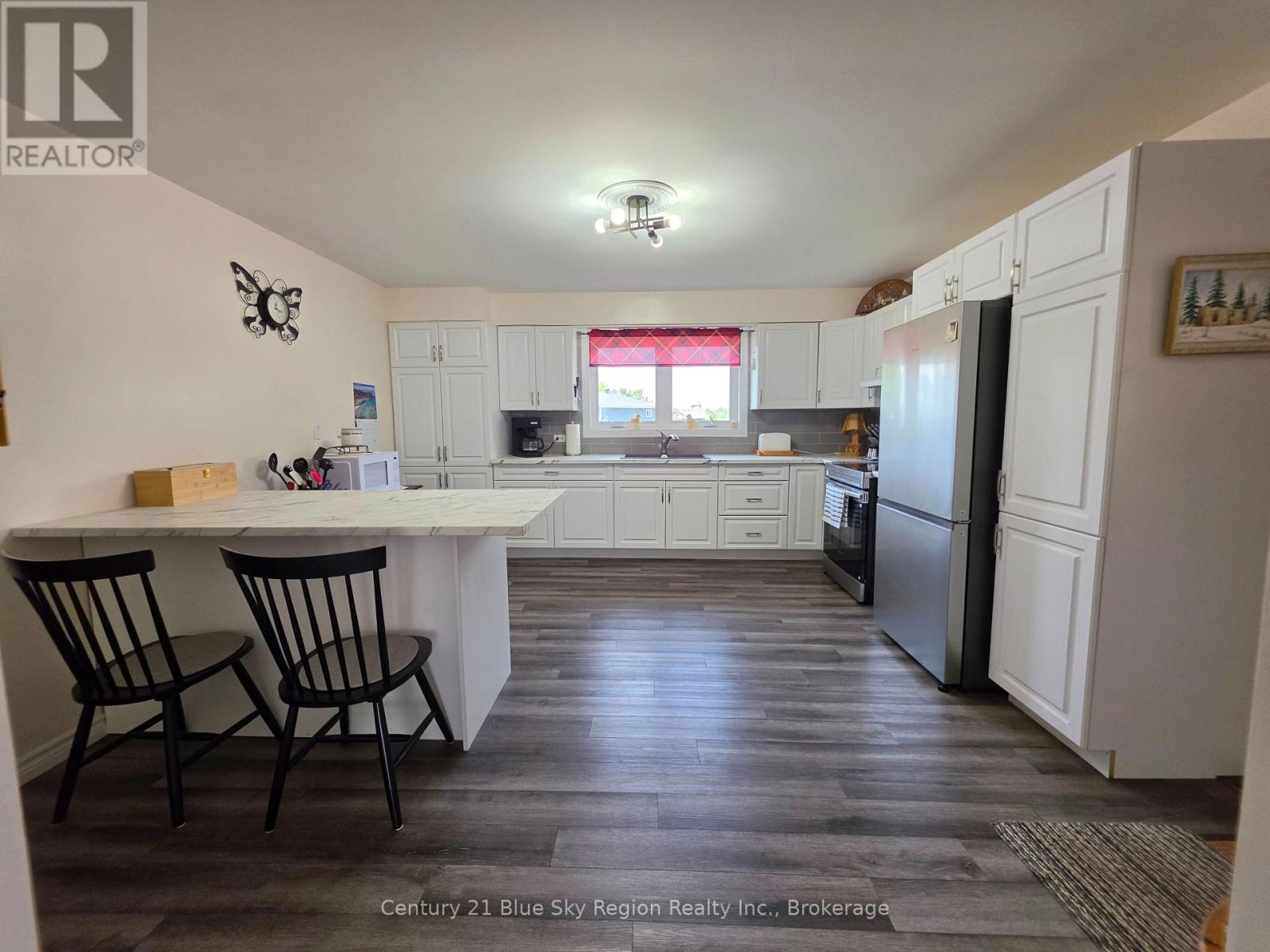 240 Cache Bay Road, West Nipissing, Ontario  P2B 3H7 - Photo 3 - X13644456