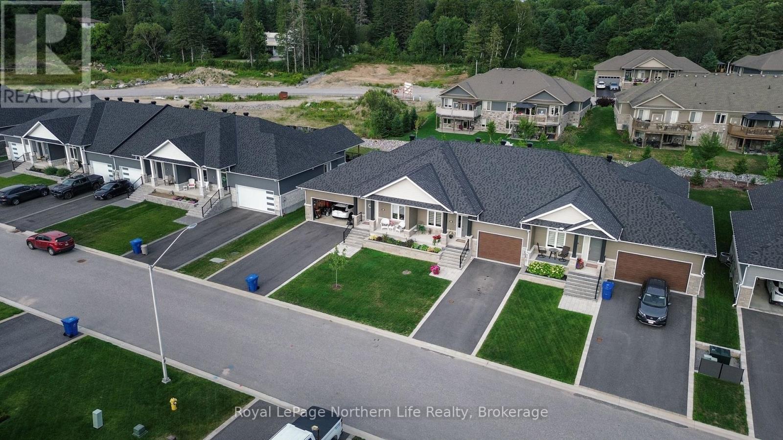16 Silver Maple Lane, North Bay, Ontario  P1C 0B5 - Photo 2 - X13644458