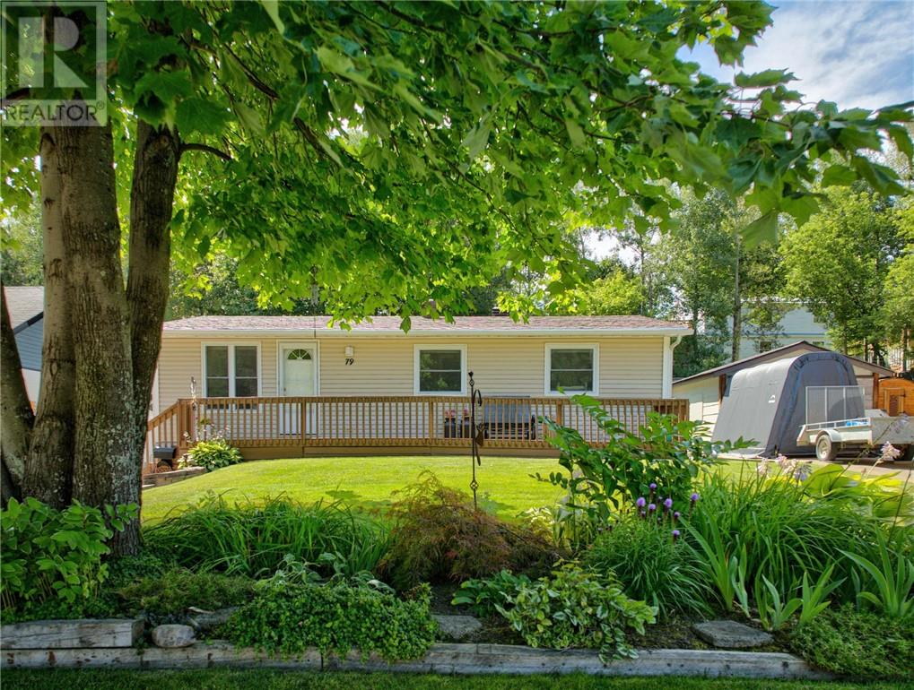 79 Manor Road, Sudbury, Ontario  P3B 3K9 - Photo 2 - 2129646