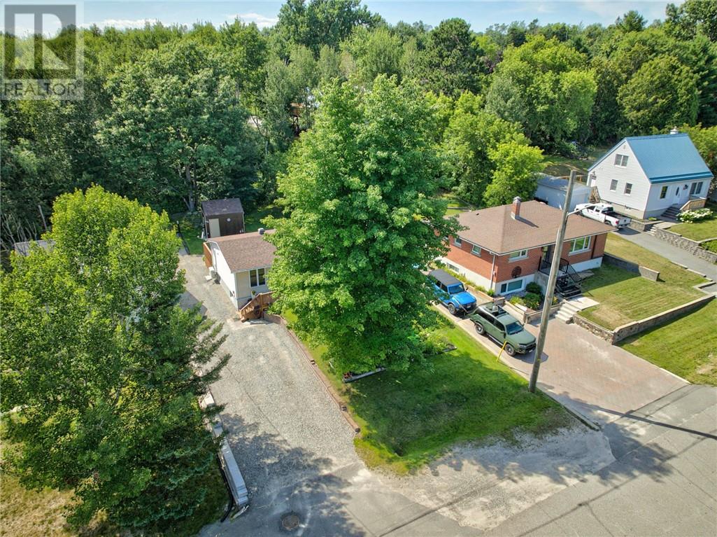 79 Manor Road, Sudbury, Ontario  P3B 3K9 - Photo 11 - 2129646