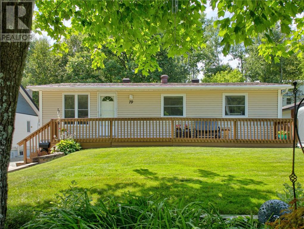 79 Manor Road, Sudbury, Ontario  P3B 3K9 - Photo 3 - 2129646