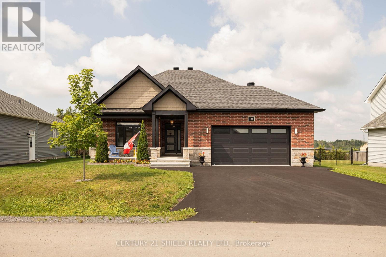 30 Hilda Street, South Stormont, Ontario  K0C 1P0 - Photo 1 - X13644582