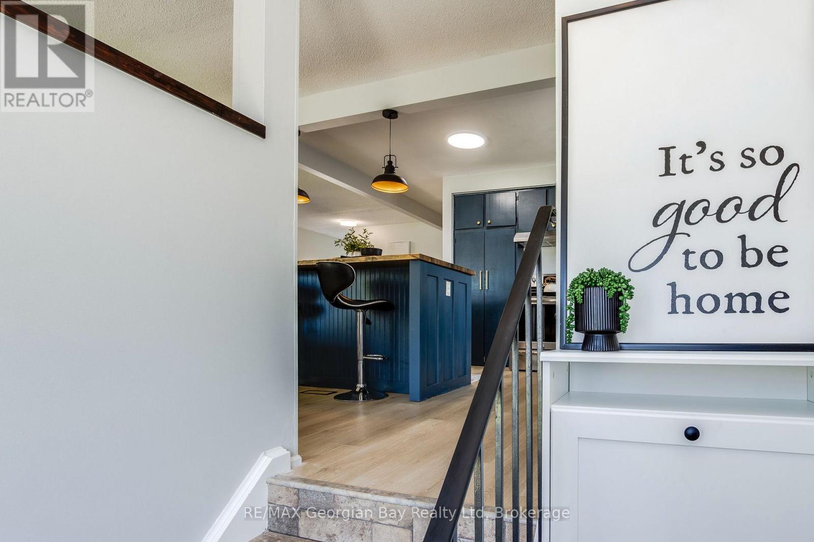 475 Athabaska Street, Tay, Ontario  L0K 1R0 - Photo 4 - S13644598