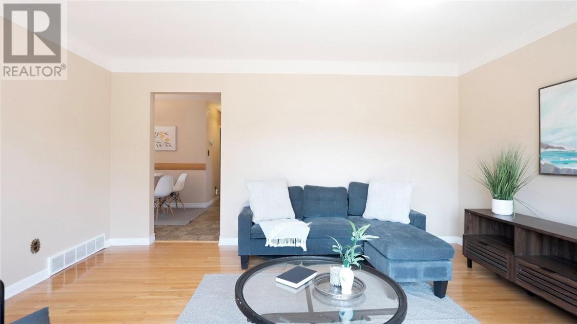 191 Kipling Crescent, Sudbury, Ontario  P3A 1E2 - Photo 4 - 2129636