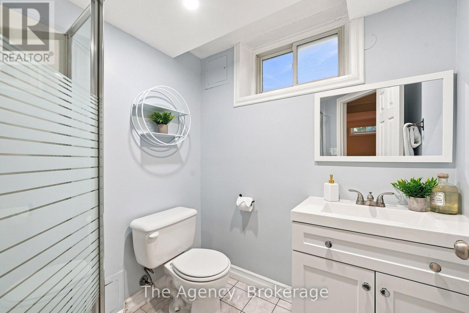 703 Newman Crescent, Whitby, Ontario  L1N 1M7 - Photo 29 - E13644316
