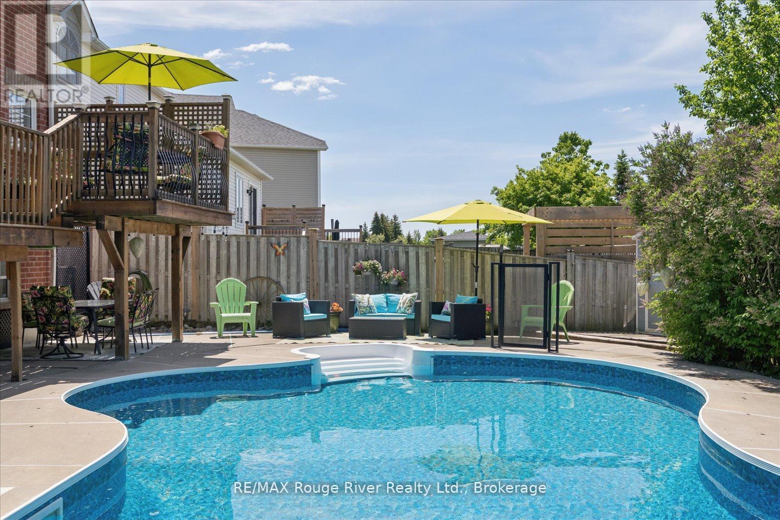 8 Briggs Crescent, Whitby, Ontario  L1M 0H5 - Photo 44 - E13644332