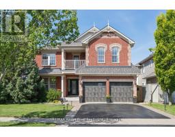 8 BRIGGS CRESCENT, Whitby, Ontario