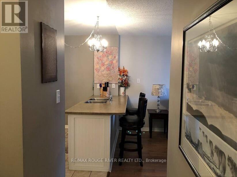 102 - 90 Aspen Springs Drive, Clarington, Ontario  L1C 5N3 - Photo 5 - E13644628