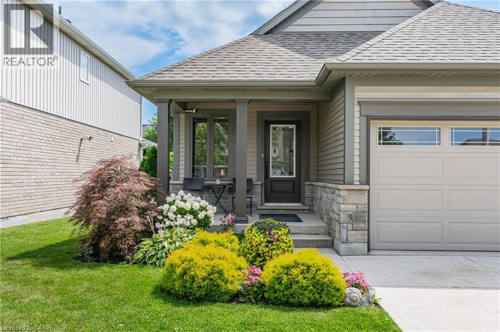 18 Eastman Gateway, Thorold, Ontario  L2V 0E2 - Photo 4 - 40853746