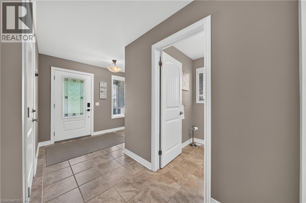 18 Eastman Gateway, Thorold, Ontario  L2V 0E2 - Photo 8 - 40853746