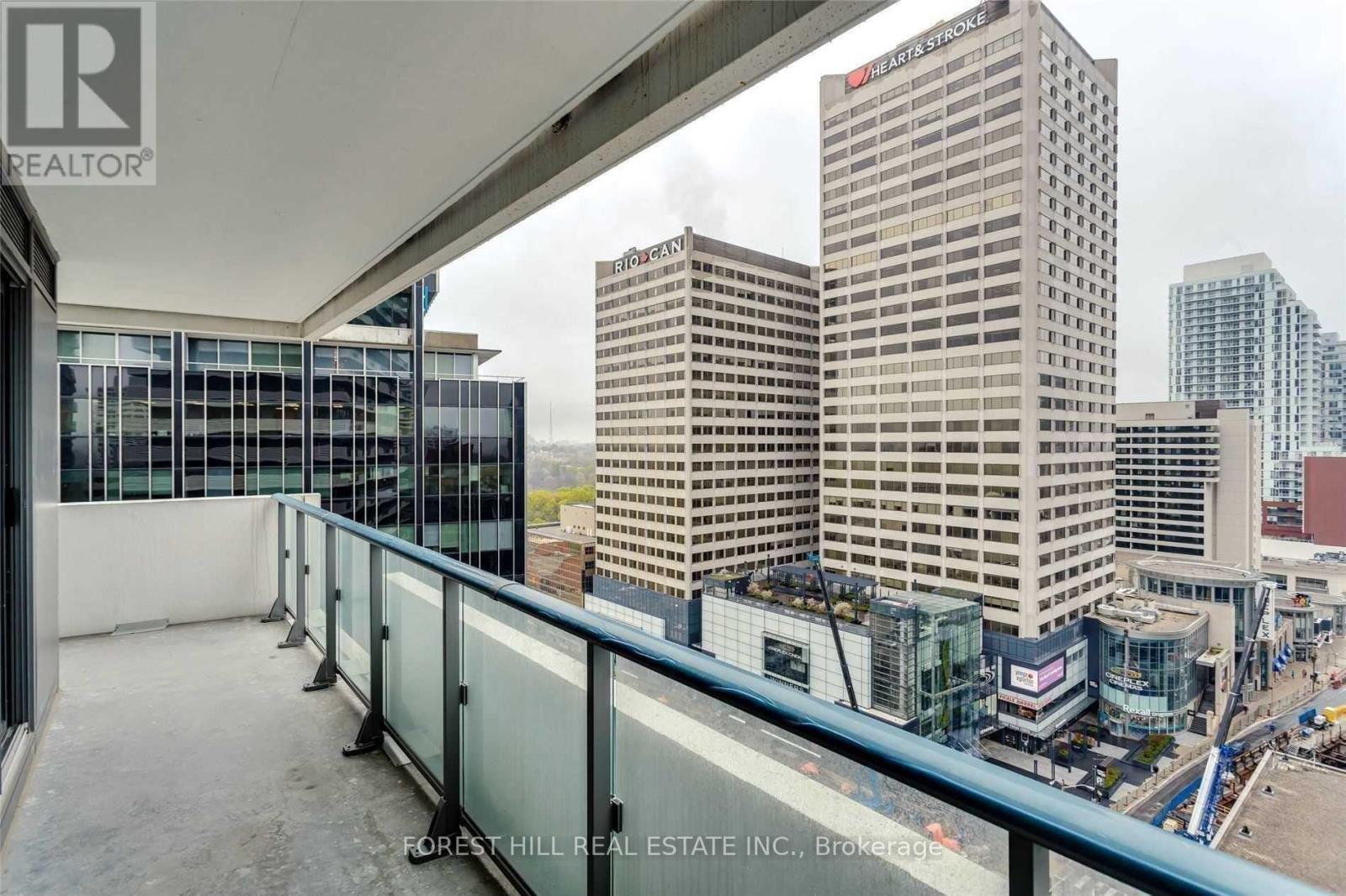 4811 - 2221 YONGE STREET Toronto (Mount Pleasant West), ON M4S 2B4