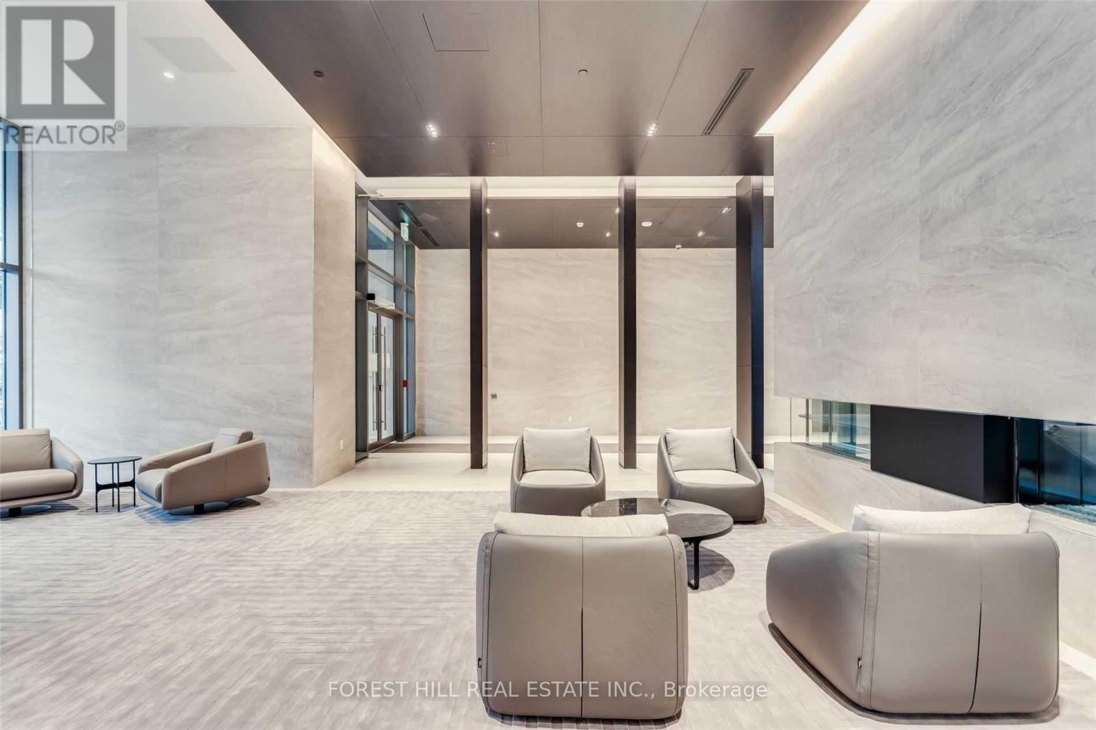 4811 - 2221 YONGE STREET Toronto (Mount Pleasant West), ON M4S 2B4