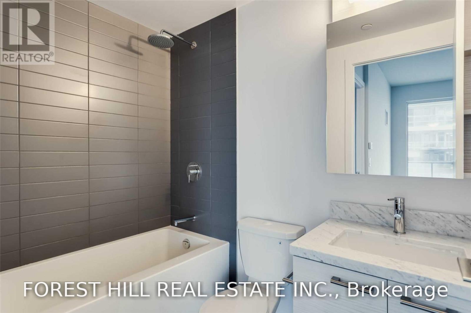 4505 - 2221 YONGE STREET Toronto (Mount Pleasant West), ON M4S 2B4