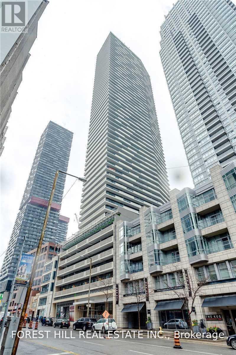 4505 - 2221 YONGE STREET Toronto (Mount Pleasant West), ON M4S 2B4