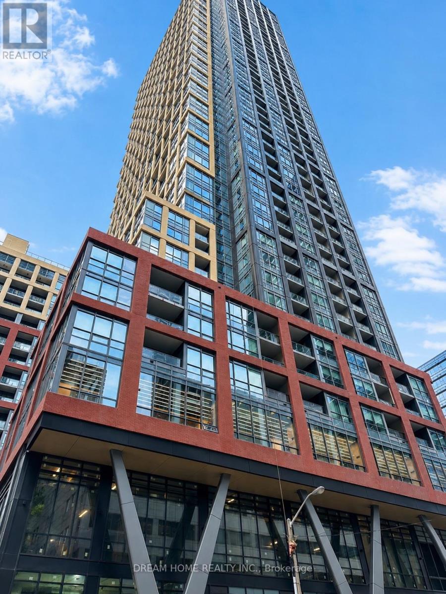 3505 - 108 PETER STREET