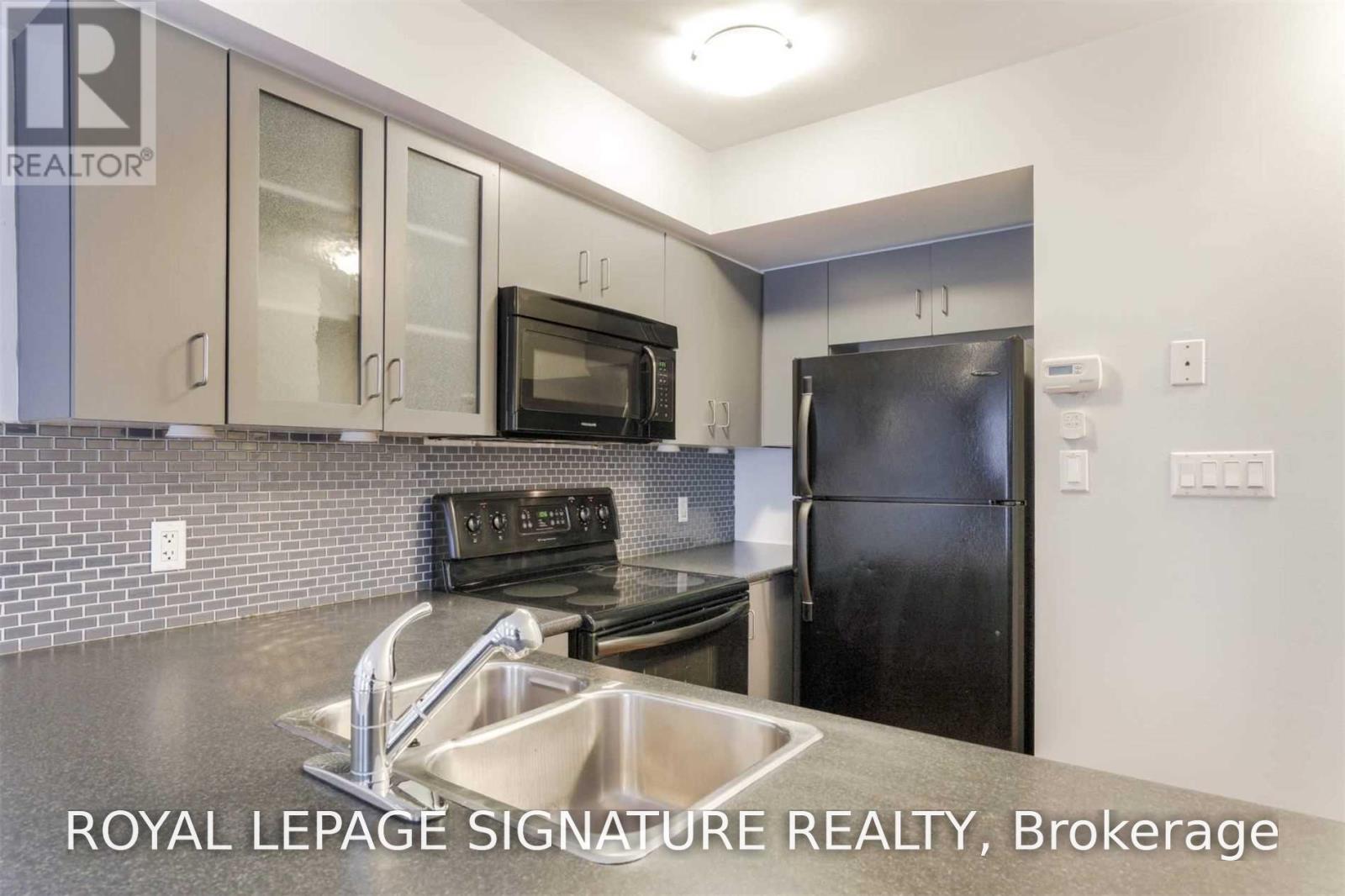 704 - 42 Western Battery Road, Toronto, Ontario  M6K 3P1 - Photo 11 - C13644658