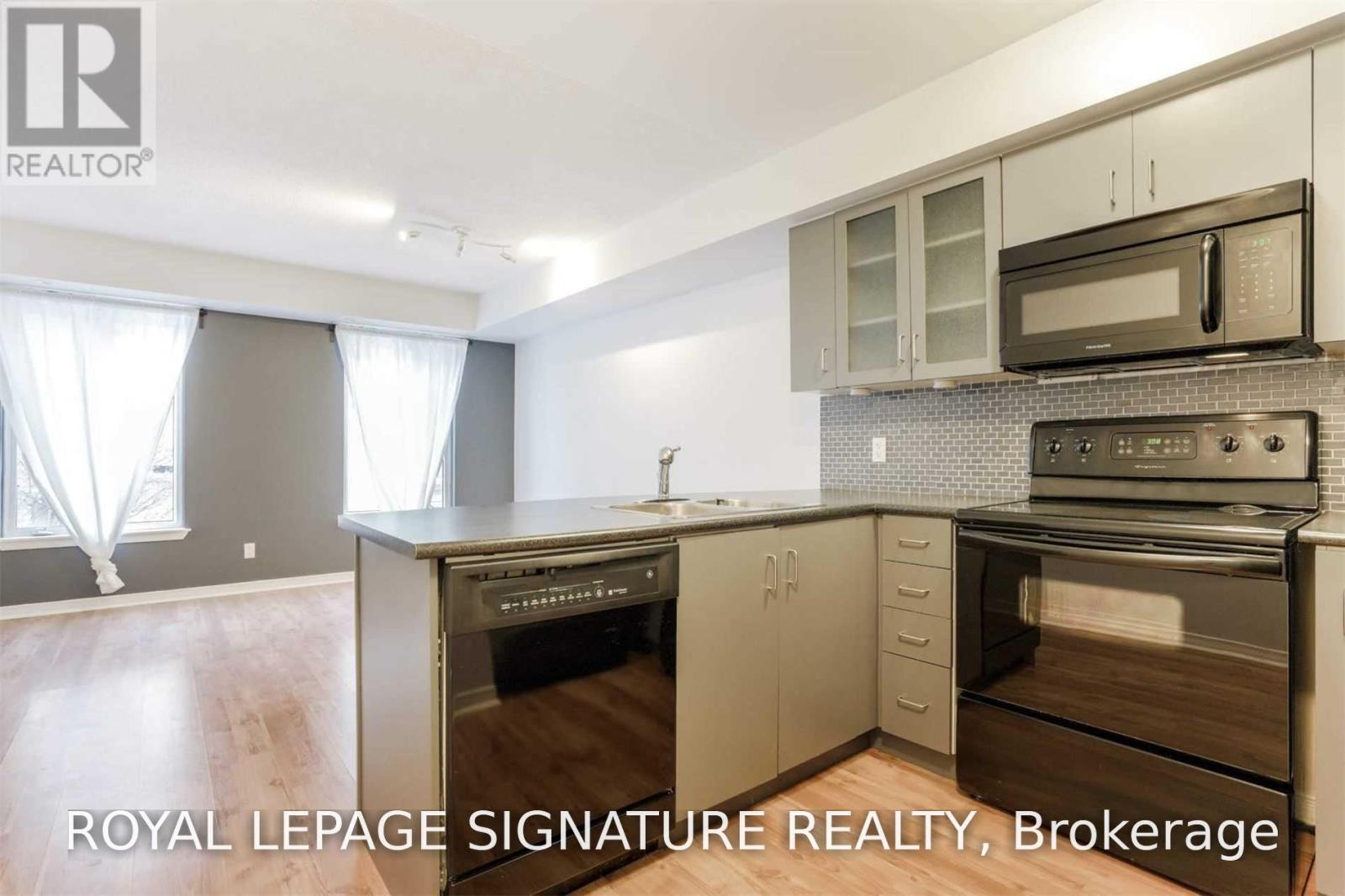 704 - 42 Western Battery Road, Toronto, Ontario  M6K 3P1 - Photo 12 - C13644658