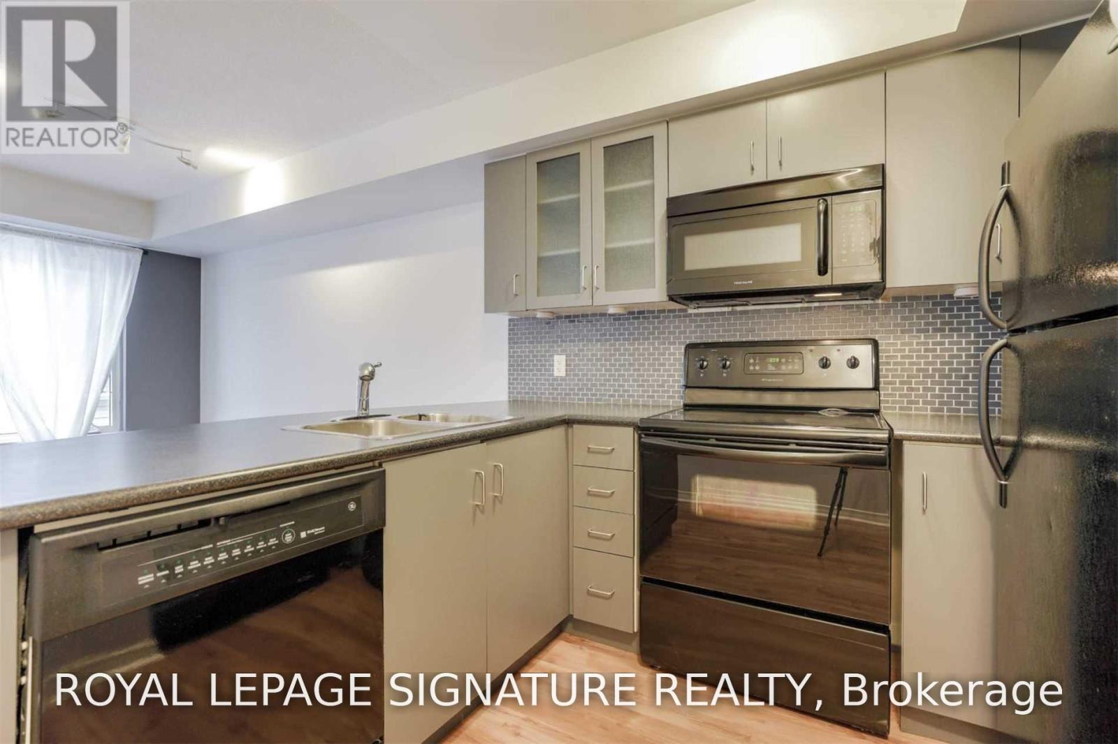 704 - 42 Western Battery Road, Toronto, Ontario  M6K 3P1 - Photo 13 - C13644658