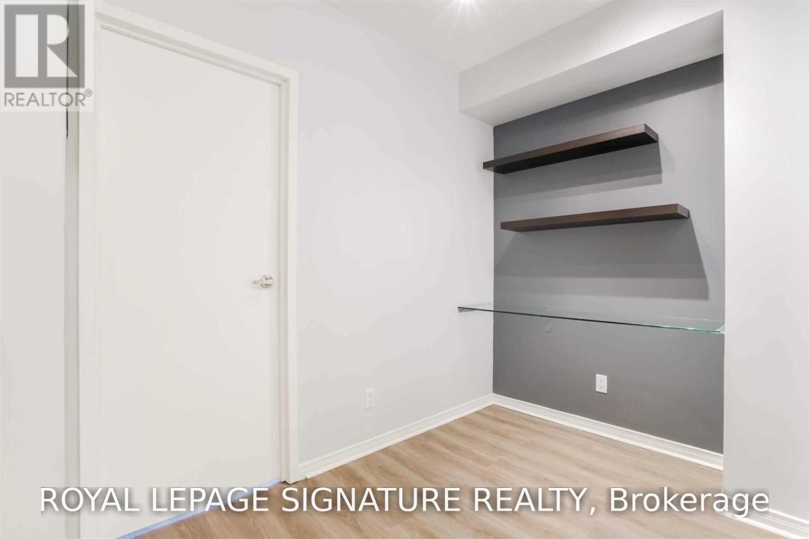 704 - 42 Western Battery Road, Toronto, Ontario  M6K 3P1 - Photo 15 - C13644658