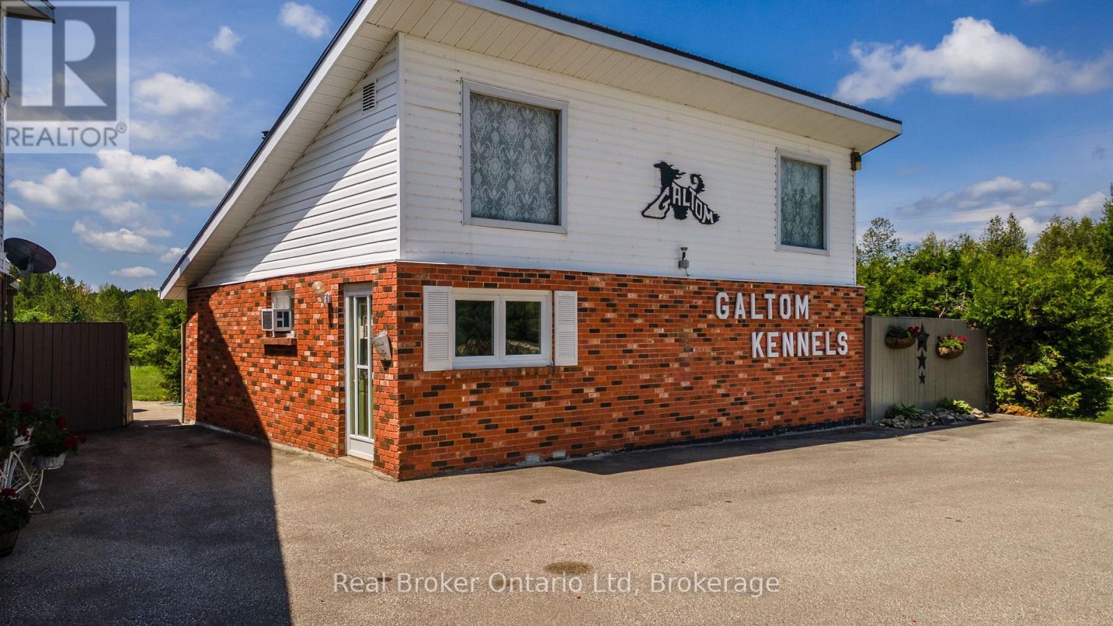 775498 10 HIGHWAY N, West Grey, Ontario
