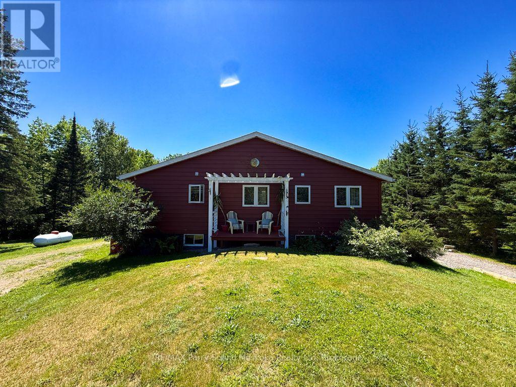 4031 Highway 520 Highway, Magnetawan, Ontario  P0A 1C0 - Photo 29 - X13644342