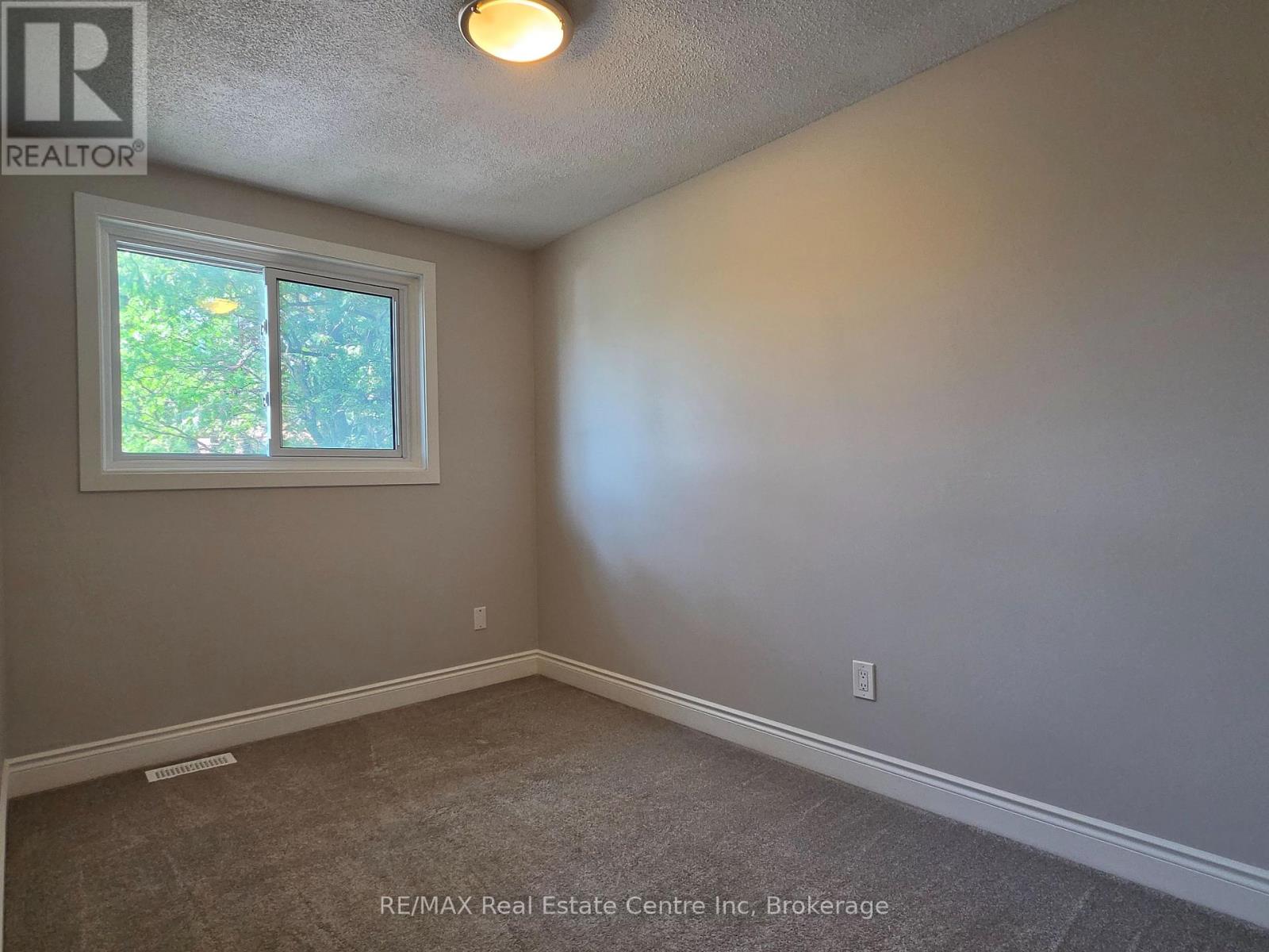 101 - 31 Greengate Rd, Guelph, Ontario  N1H 6R3 - Photo 14 - X13644440
