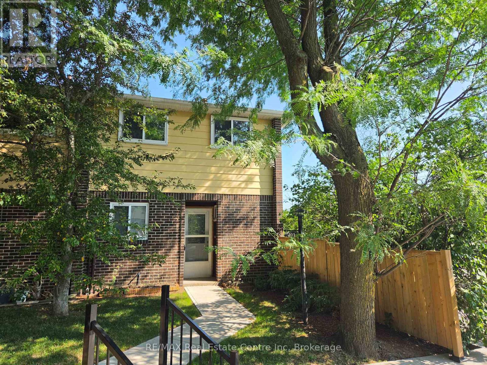 101 - 31 Greengate Rd, Guelph, Ontario  N1H 6R3 - Photo 3 - X13644440