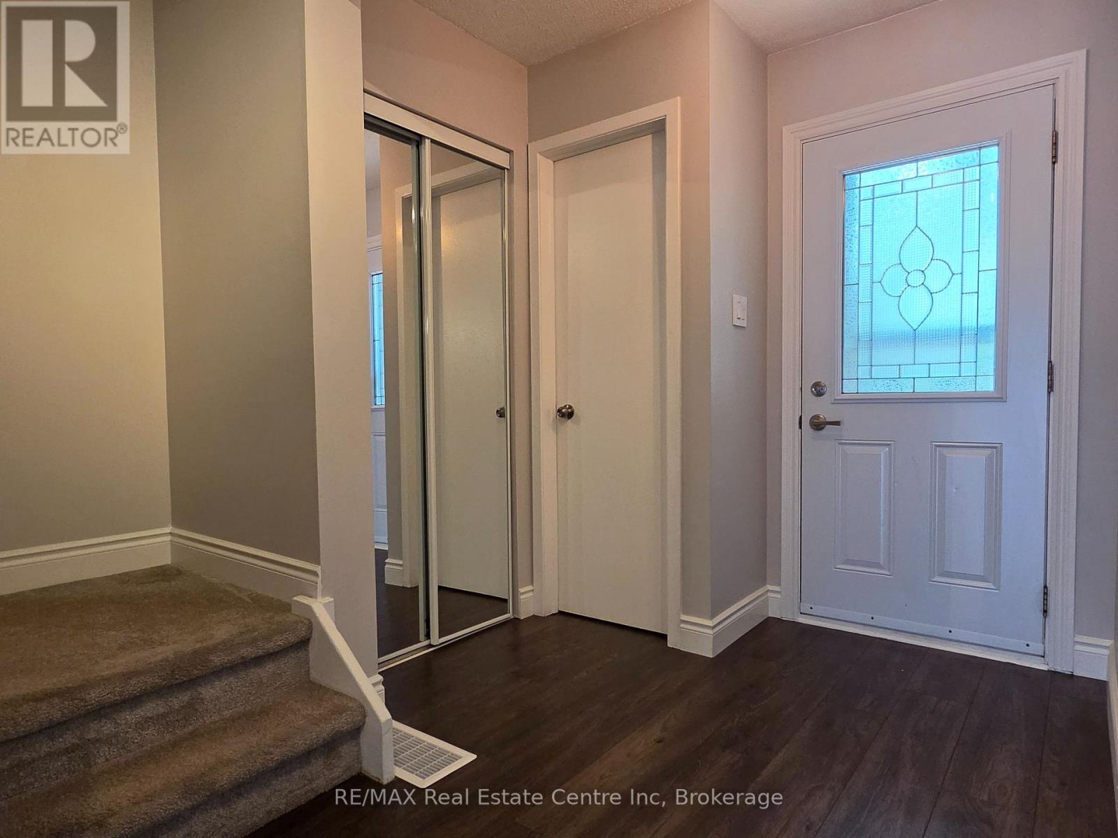 101 - 31 Greengate Rd, Guelph, Ontario  N1H 6R3 - Photo 4 - X13644440
