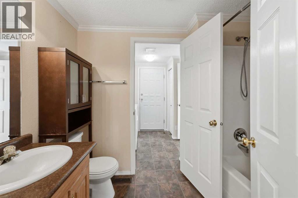 4591 Eastview Crescent, Rimbey, Alberta  T0C 2J0 - Photo 19 - A2334328