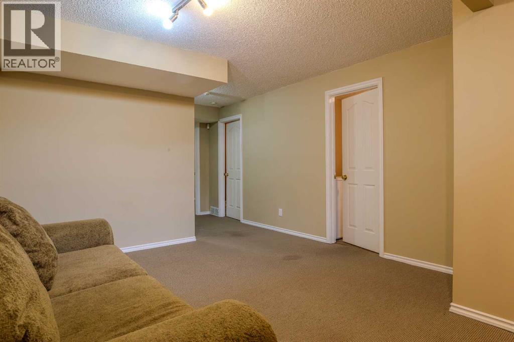 161 Saddlecrest Close Ne, Calgary, Alberta  T3J 5B6 - Photo 30 - A2306037