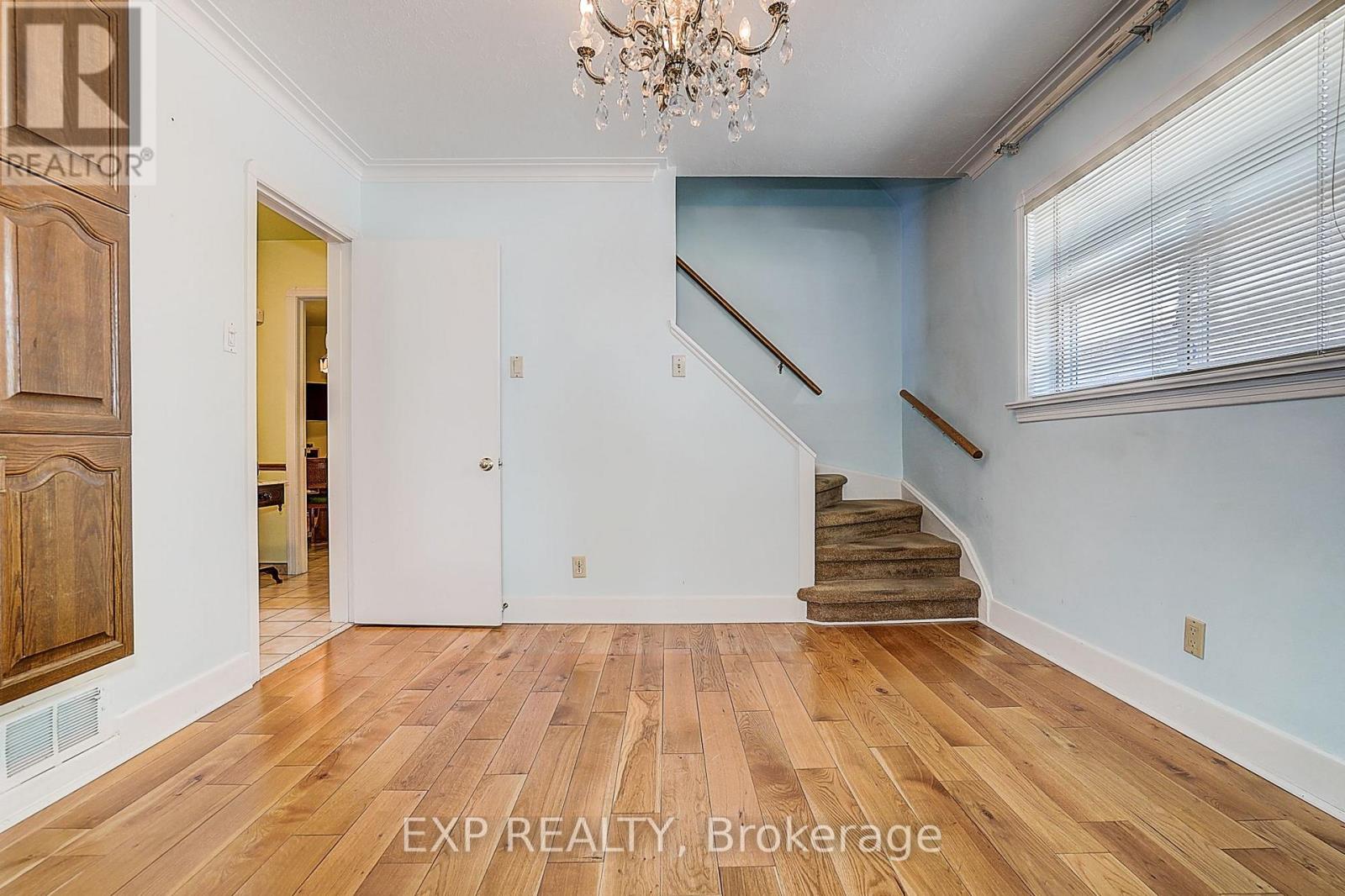 298 Glebemount Avenue, Toronto, Ontario  M4C 3V3 - Photo 16 - E13644288