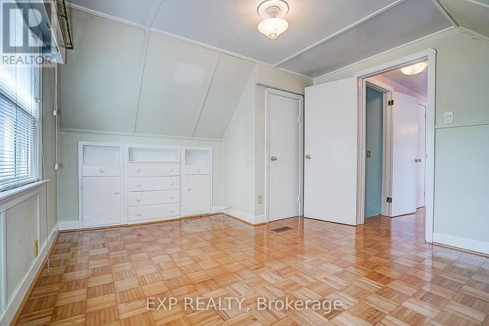 298 Glebemount Avenue, Toronto, Ontario  M4C 3V3 - Photo 20 - E13644288