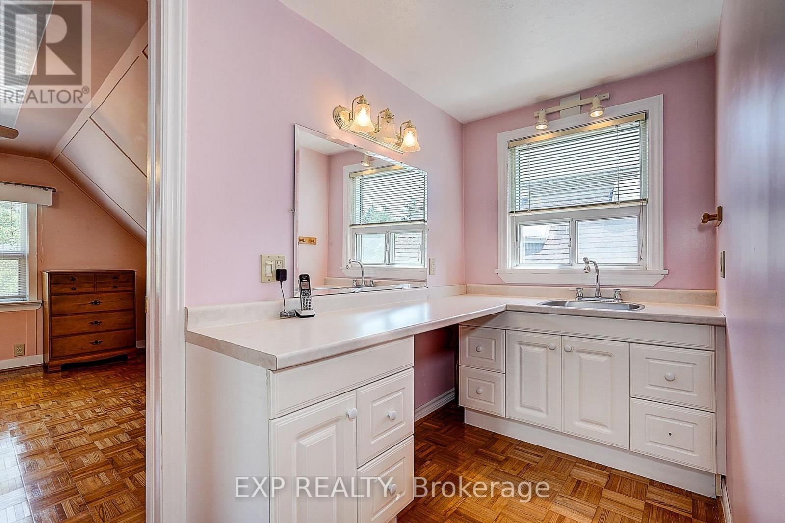 298 Glebemount Avenue, Toronto, Ontario  M4C 3V3 - Photo 21 - E13644288