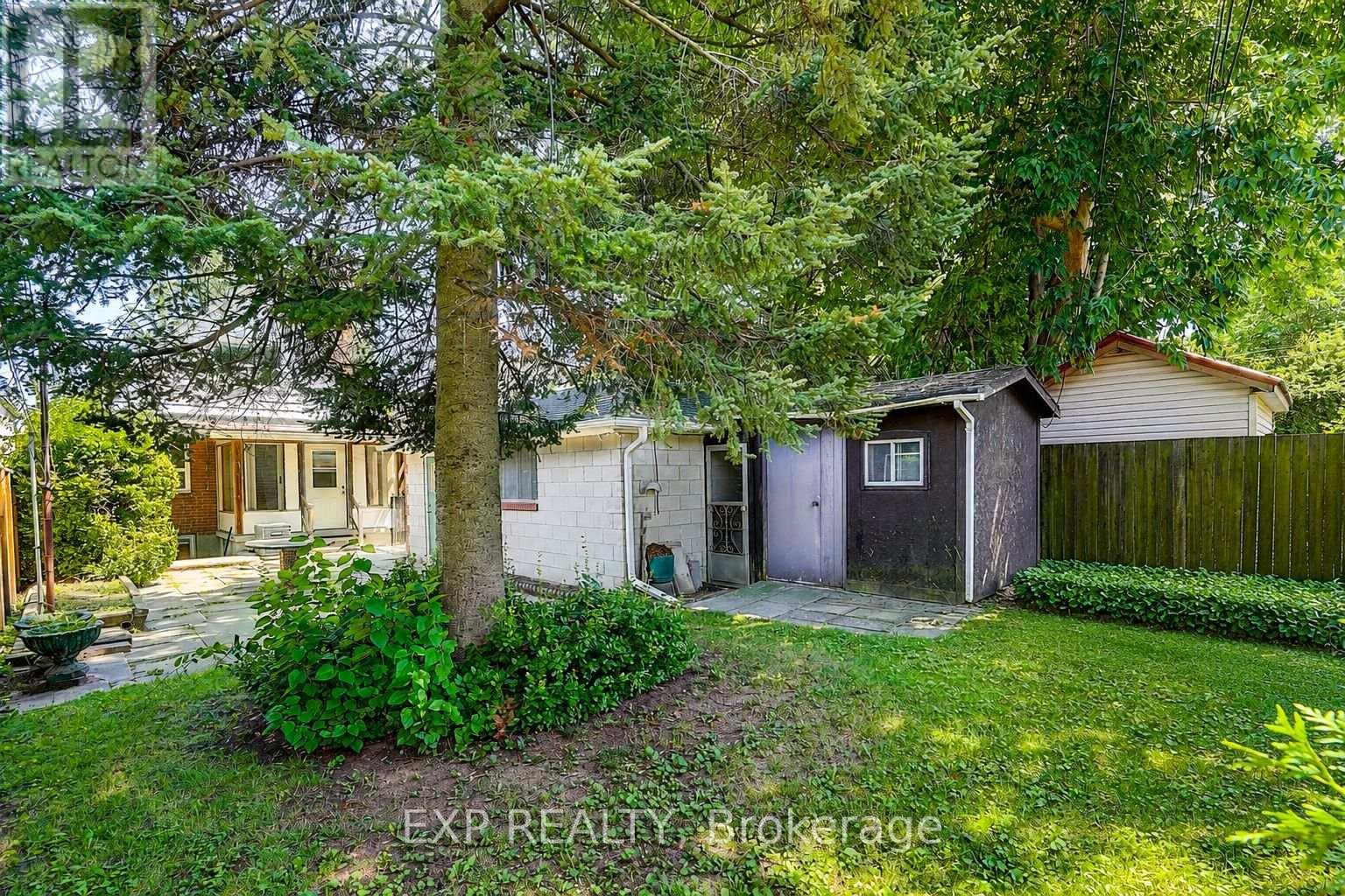 298 Glebemount Avenue, Toronto, Ontario  M4C 3V3 - Photo 30 - E13644288