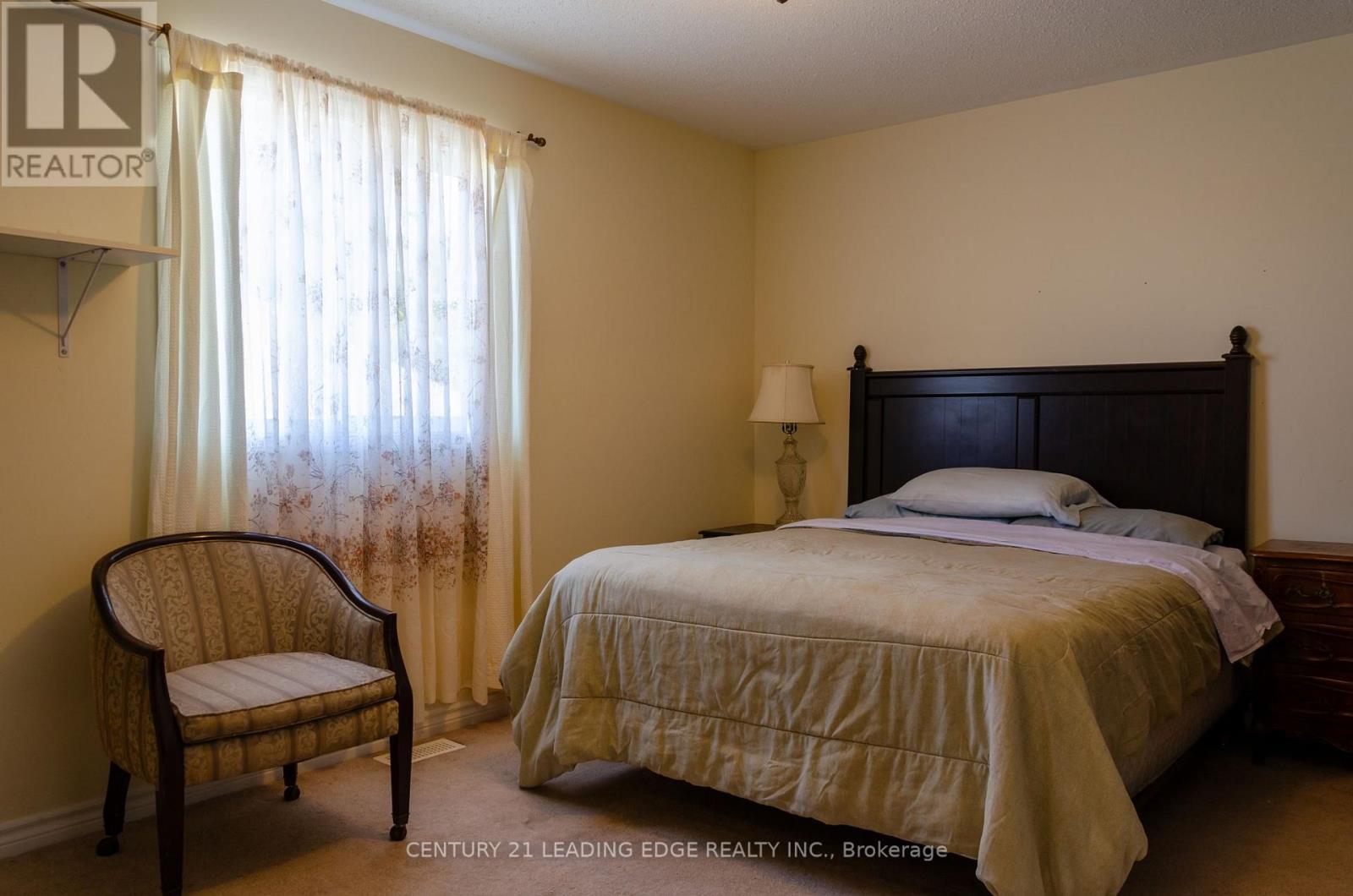 Room - 1218 Macinally Court, Oshawa, Ontario  L1K 0B8 - Photo 10 - E13644358