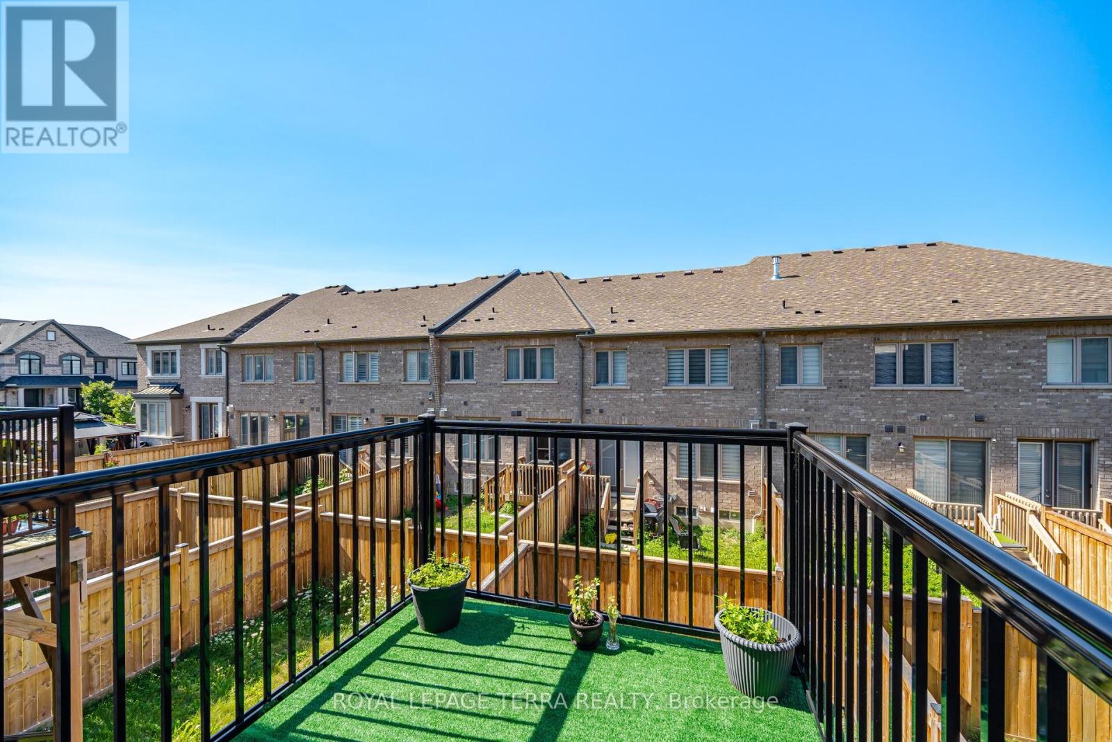 38 Hallmark Way, Whitby, Ontario  L1P 0K2 - Photo 12 - E13644412