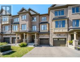38 HALLMARK WAY, Whitby, Ontario