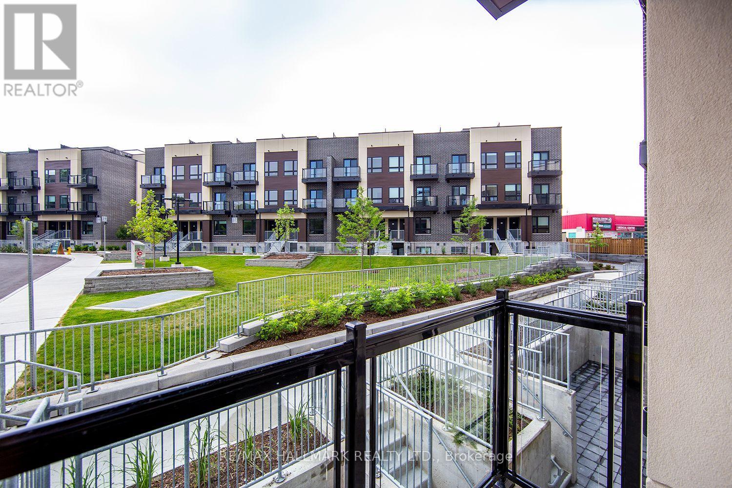 211 - 41 DANFORTH ROAD, Toronto, Ontario