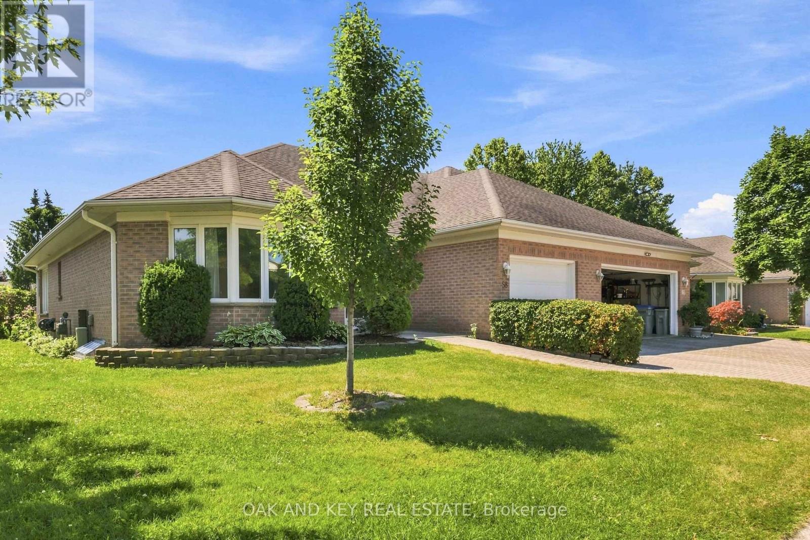 58 Ilderbrook Circle, Middlesex Centre, Ontario  N0M 2A0 - Photo 4 - X13644522